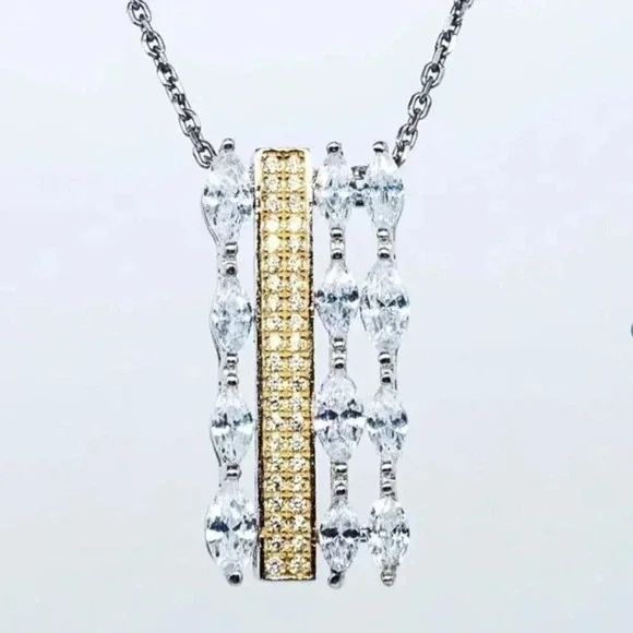 NWOT 925 Sterling Silver Grand Sparkling Pendant Chain Necklace - Picture 2 of 4